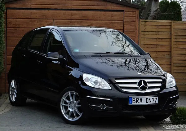 samochody osobowe Mercedes-Benz Klasa B cena 21900 przebieg: 161000, rok produkcji 2008 z Głogów Małopolski